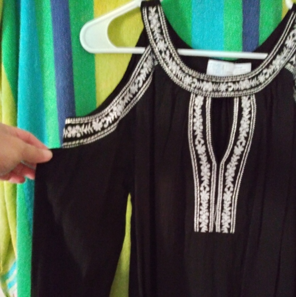 NWOT cold shoulder dress